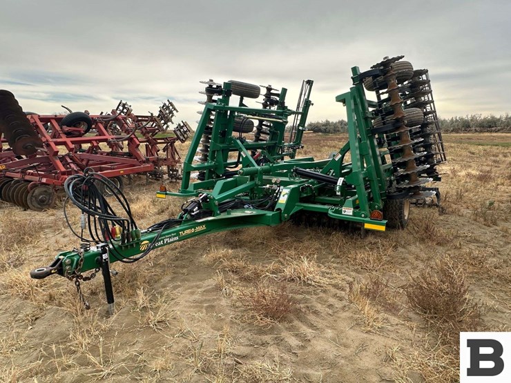 great-plains-2400tm-image-2