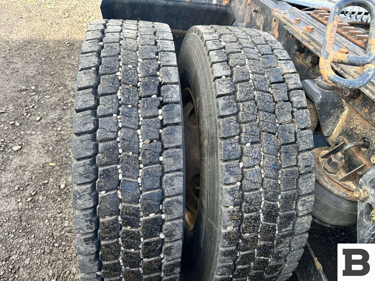 2000-kenworth-t800-image-41