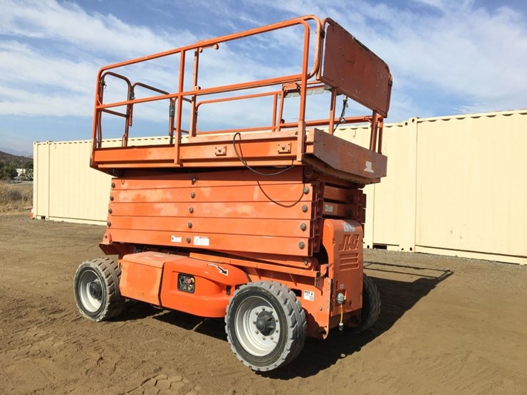 2025-jlg-4069le-image-4