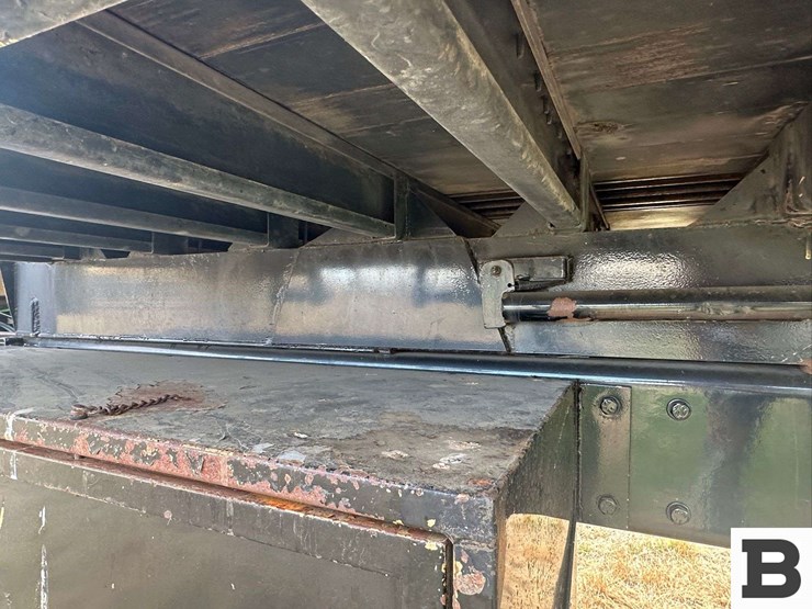 2000-peterbilt-grain-truck---lewiston,-id-image-57