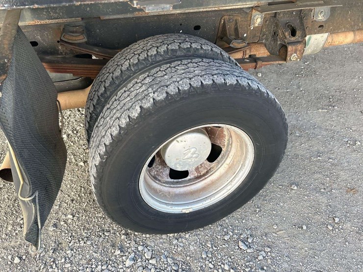 2009-dodge-ram-3500-image-23