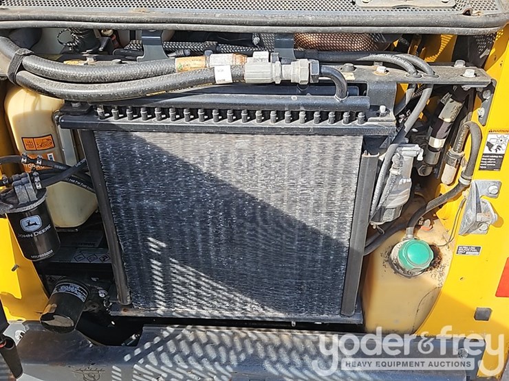 2019-deere-314g-image-15