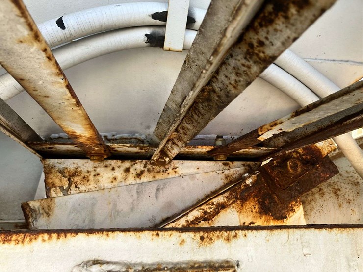 simonsen-fertilizer-tender-dual-bin-hopper---no-chassis-image-9