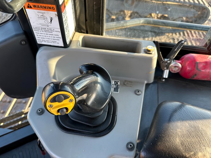 #32837-•-komatsu-39px-crawler-dozer-km10d130kka096648-image-60