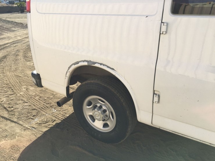 2007-chevrolet-express-2500-image-19