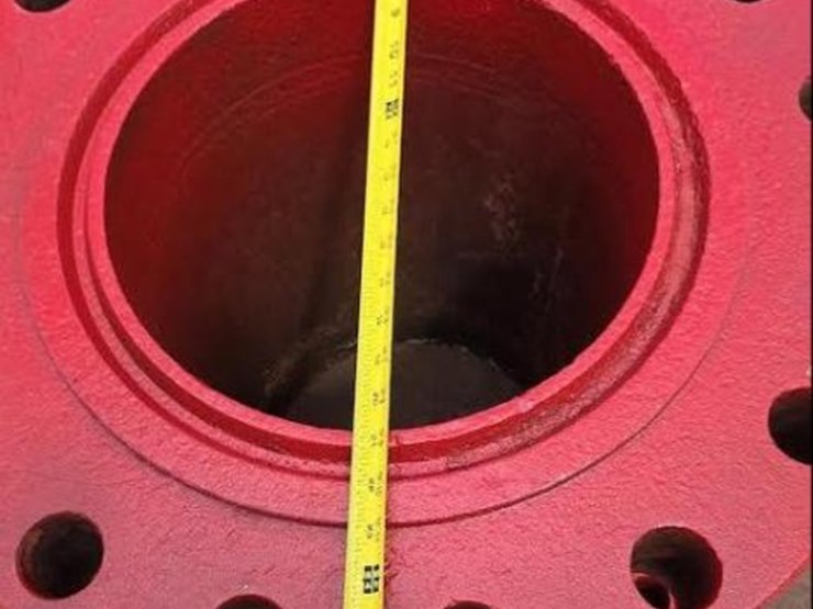 13-5/8"-x-2'-wellhead-spacer-spool-image-3