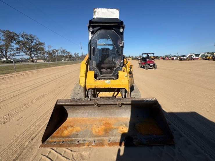 2018-caterpillar-259d-image-2