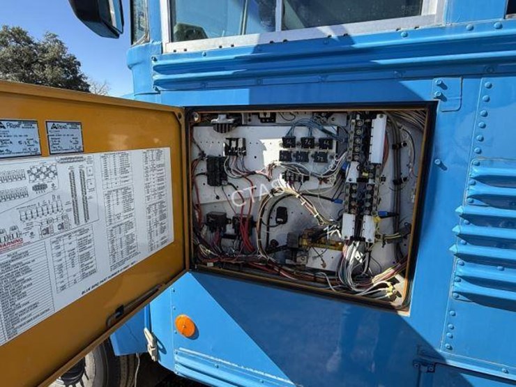 2008-caterpillar-c7-image-5