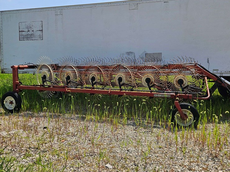 h&s-hay-rake-image-2