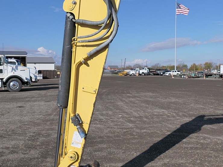 2017-yanmar-sv100-2a-image-12