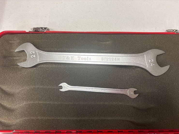 assorted-tools-set-image-5