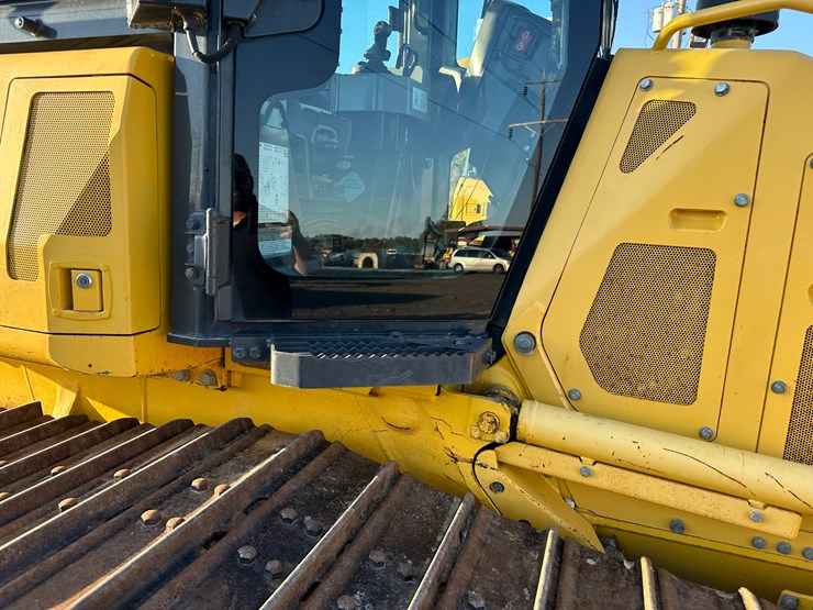 #32837-•-komatsu-39px-crawler-dozer-km10d130kka096648-image-37