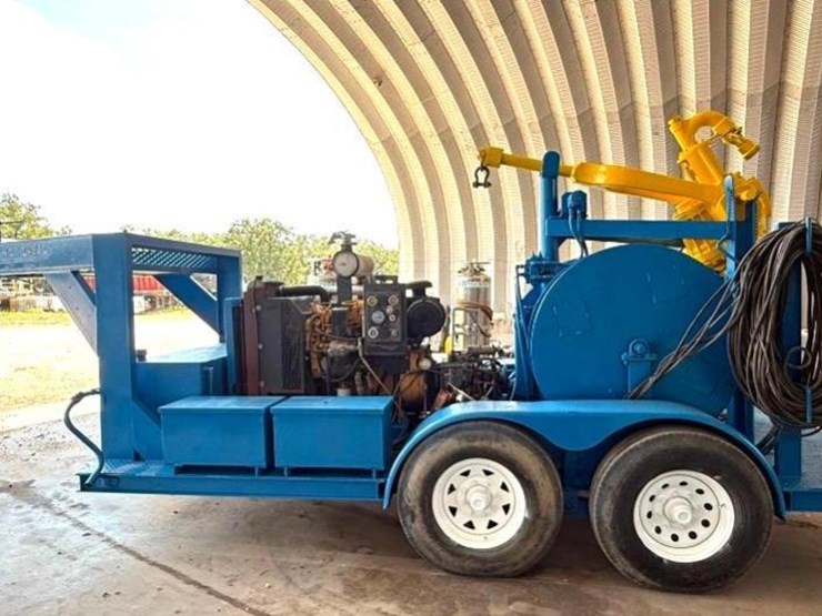 logan-oil-tools-2.5-85-ton-trailered-power-swivel-image-1