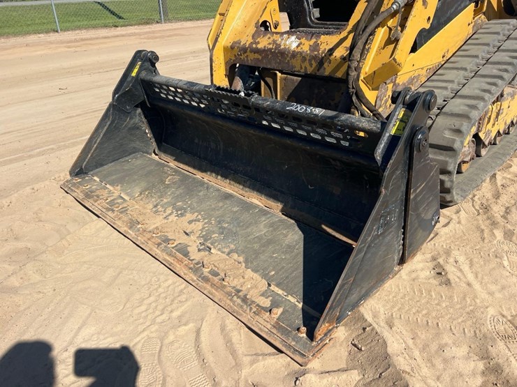 2016-caterpillar-259d-image-9