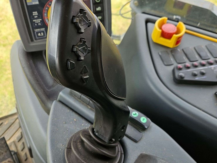 hagie-sts12-image-31