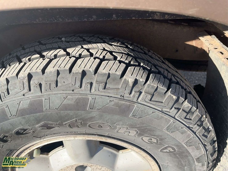 2002-chevrolet-s10-image-8