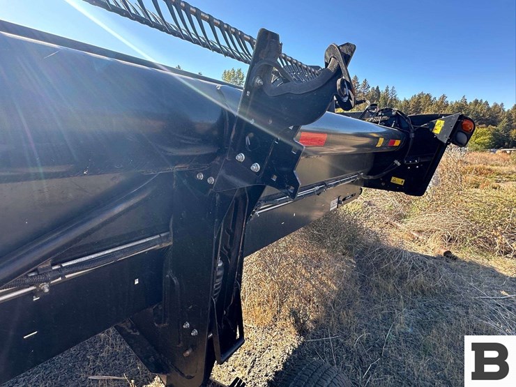 2018-mac-don-fd140-image-54