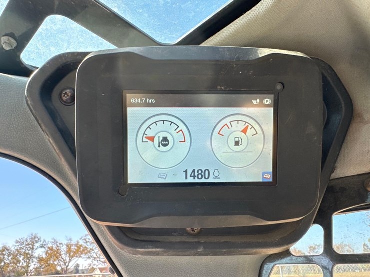 2021-bobcat-t66-image-29