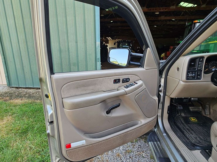 2002-chevrolet-2500hd-image-11