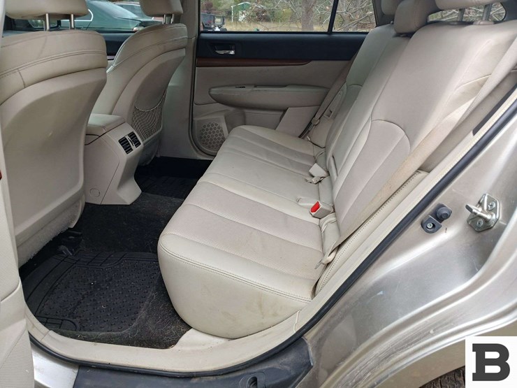 2014-subaru-outback-suv---ford,-wa-image-6
