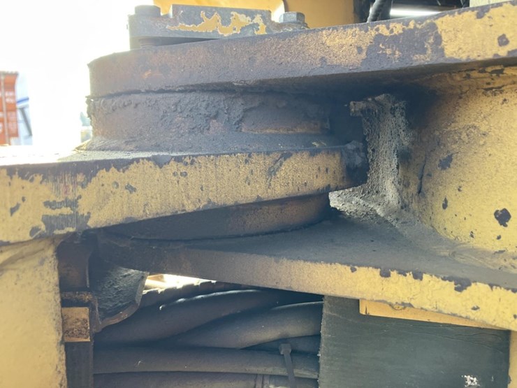 caterpillar-535b-image-23