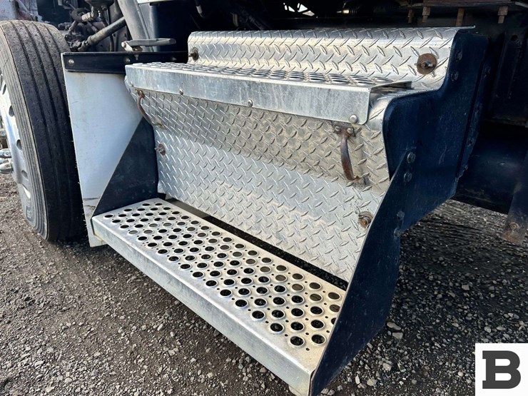 1999-kenworth-t800-image-34