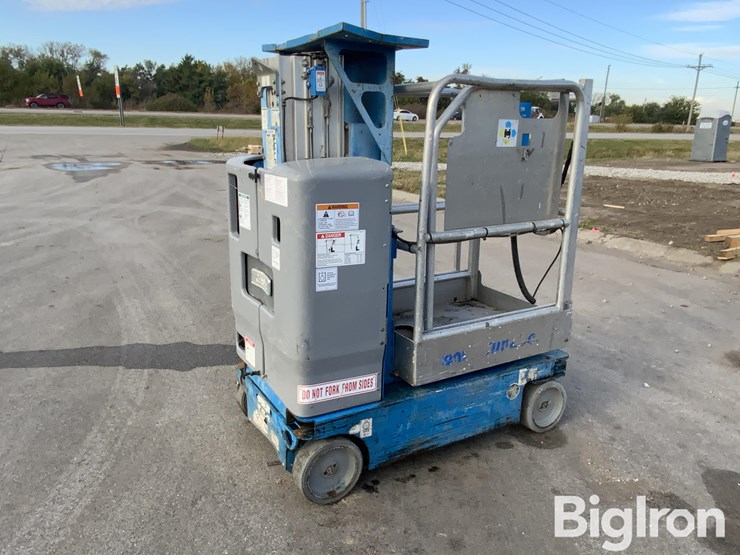 2009-genie-gr12-image-1