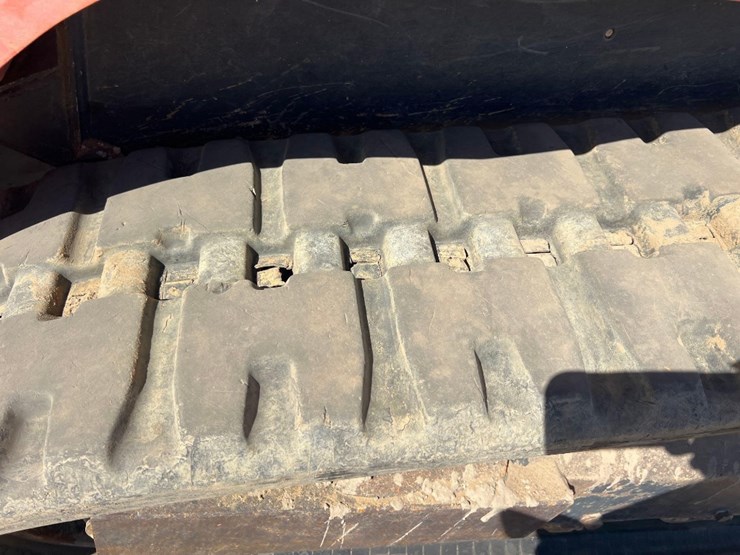 2015-kubota-svl75-2-image-21