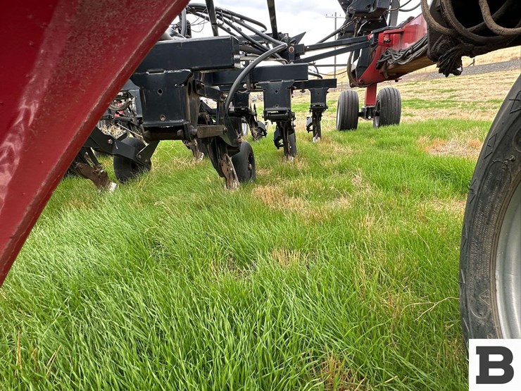 2012-case-800-image-24