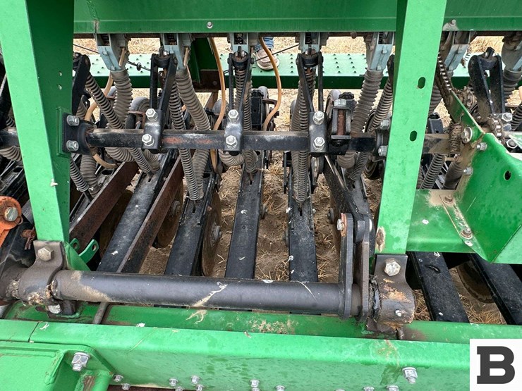 great-plains-solid-stand-13-image-30