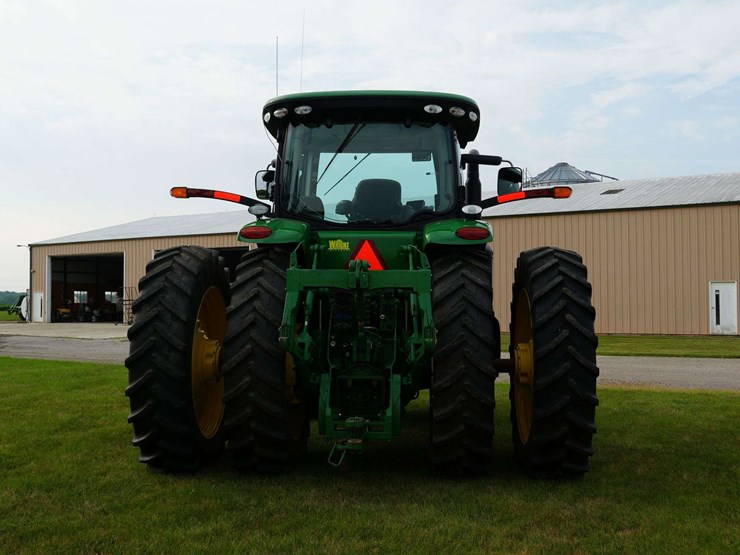 2012-john-deere-8235r-image-22