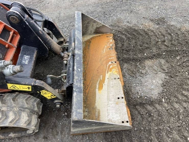 2020-ditch-witch-sk800-image-15