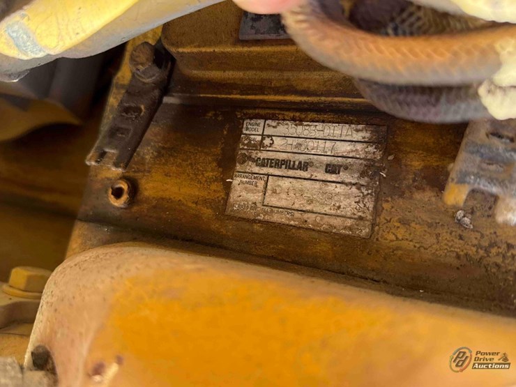2001-caterpillar-3508-image-8