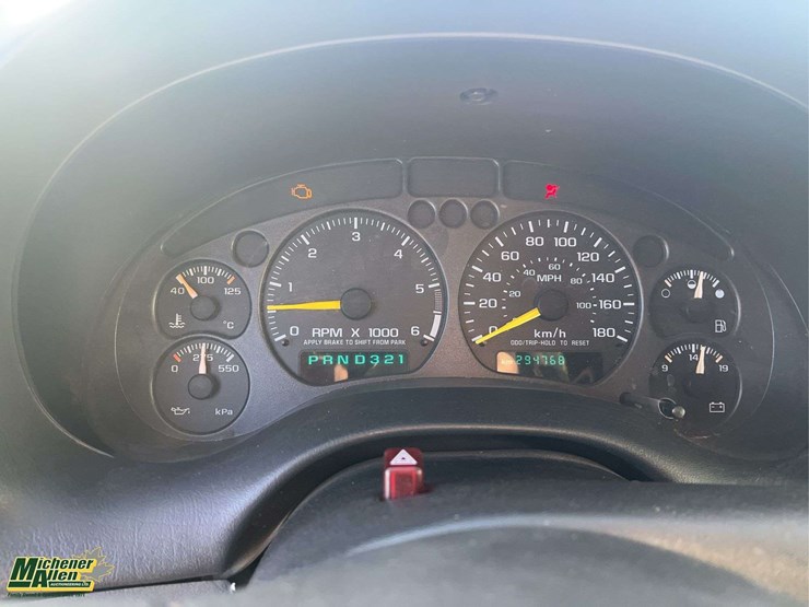 2002-chevrolet-s10-image-12