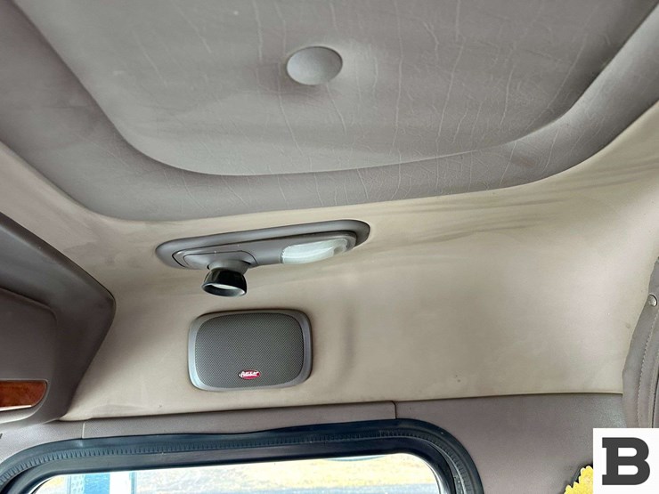 2008-peterbilt-386-image-91