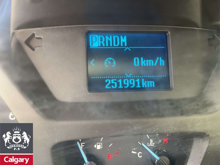 2017-ford-transit-image-21