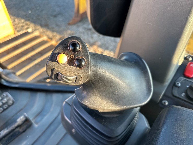 caterpillar-d5k2-image-61