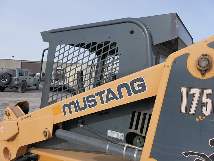 mustang-1750rt-image-12