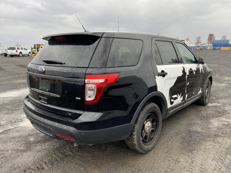 2014-ford-explorer-image-5