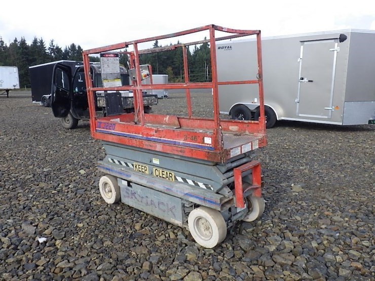 1995-skyjack-sjiii3220-image-7