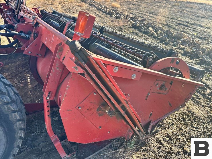 case-ih-8840-image-43