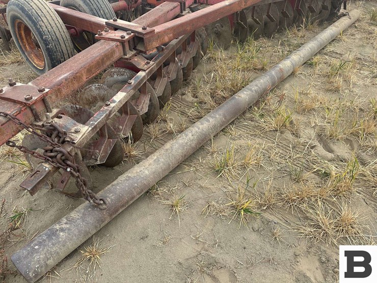 massey-ferguson-720-image-24