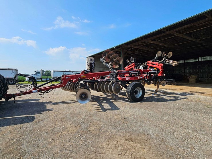 case-870-disk-chisel-plow-image-7