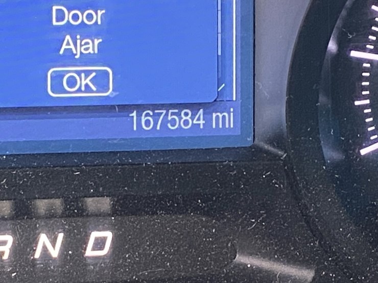 2014-ford-explorer-image-19