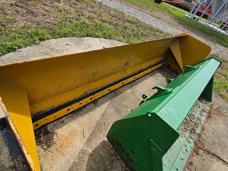 snow-plow-for-skid-steer-image-5