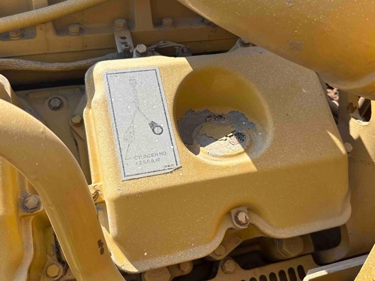 2001-caterpillar-3412-image-12