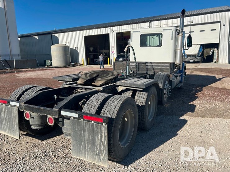 2004-international-9200i-image-6