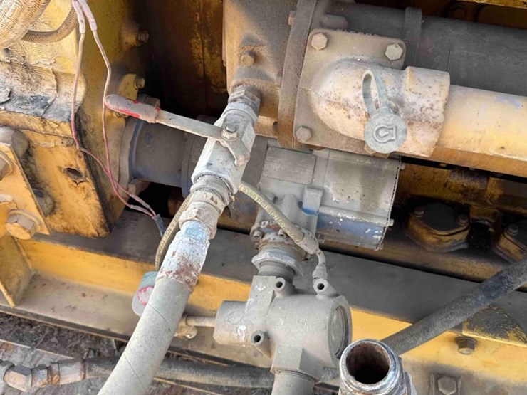 2001-caterpillar-3508-image-10