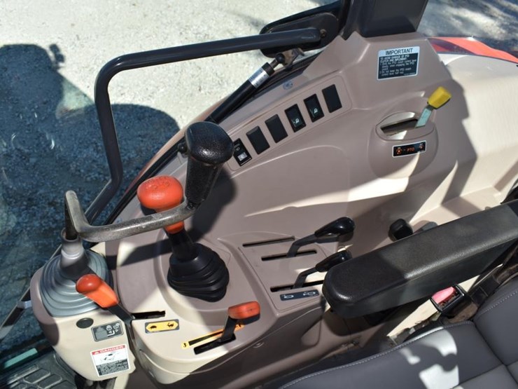 kubota-la1153-image-11