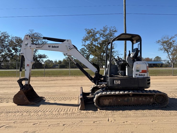 2018-bobcat-e50-image-1